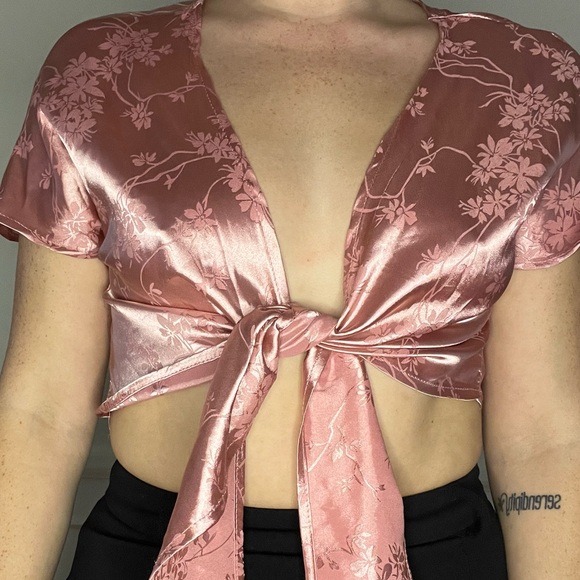 Pink wrap top - Picture 4 of 6